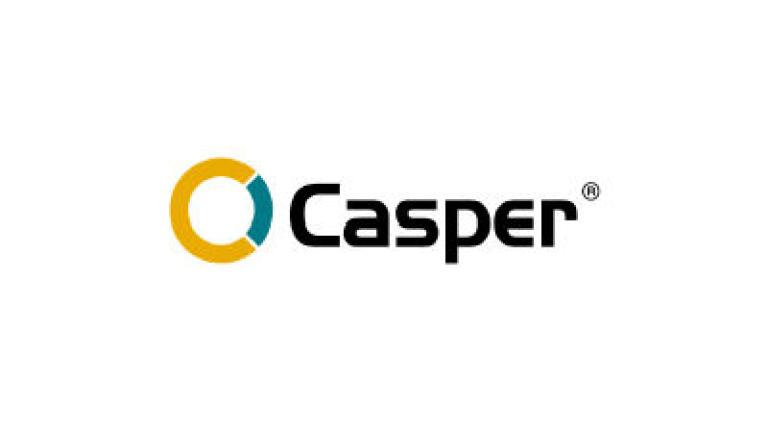 Logo Casper z żółto-niebieskim okręgiem i czarnym napisem